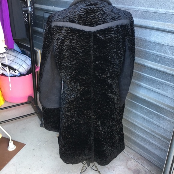 🔥NOT FOR SALE) FREE PEOPLE FAUX POODLE CUT COAT - Picture 4 of 6